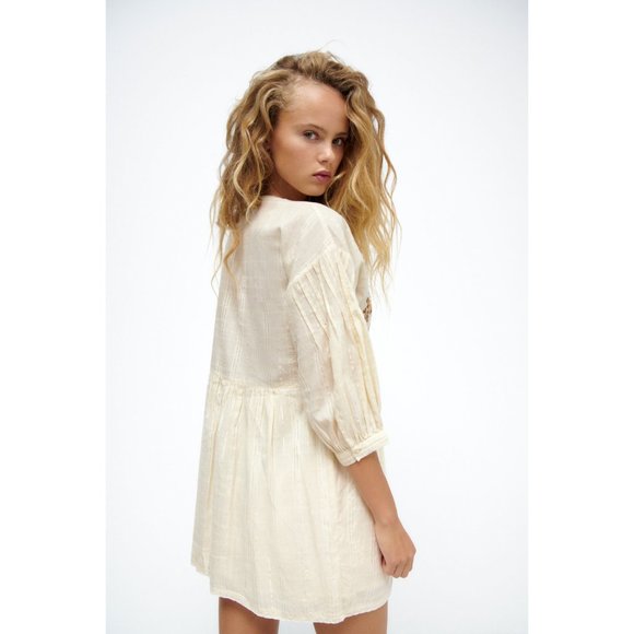 NWT Womens Size XS ZARA White Floral Embroidered Relaxed Fit Boho Mini Dress - Picture 2 of 7